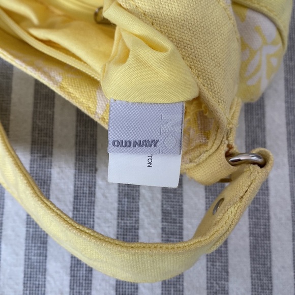 Old Navy Shoulder Bag 🌼 - Picture 5 of 8